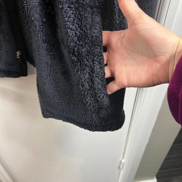 Fila black soft fleece full zip jacket with pockets. Sz M - Picture 5 of 7